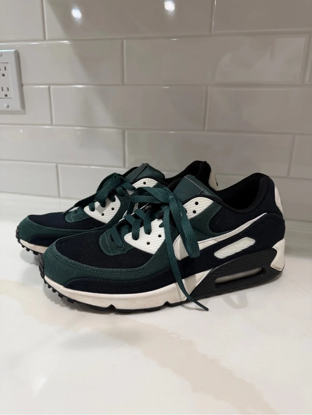 Nike Black & Dark Green Low-Top Sneakers with White Swoosh